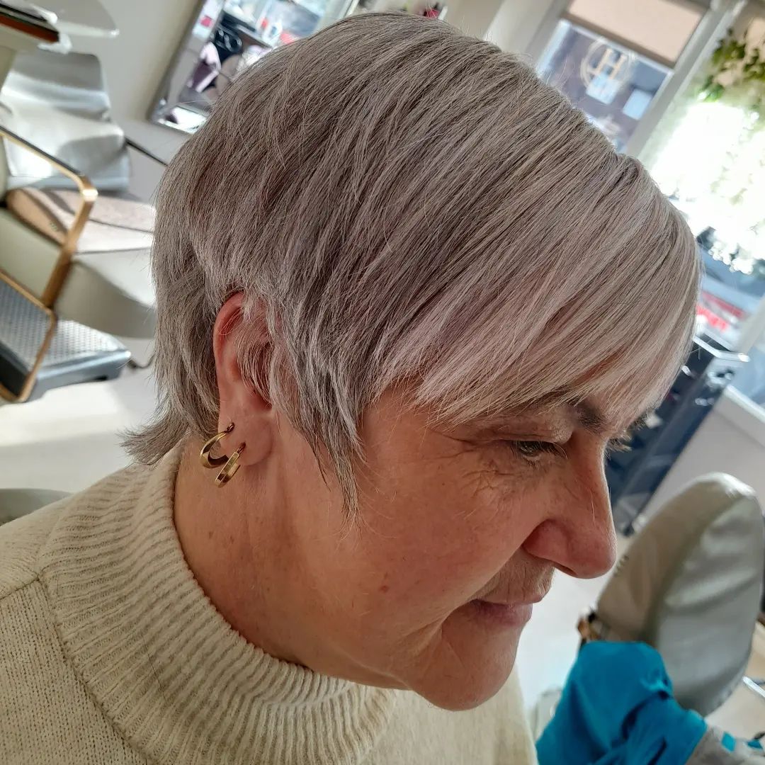 60+ Short Layered Cut for Straight Hair